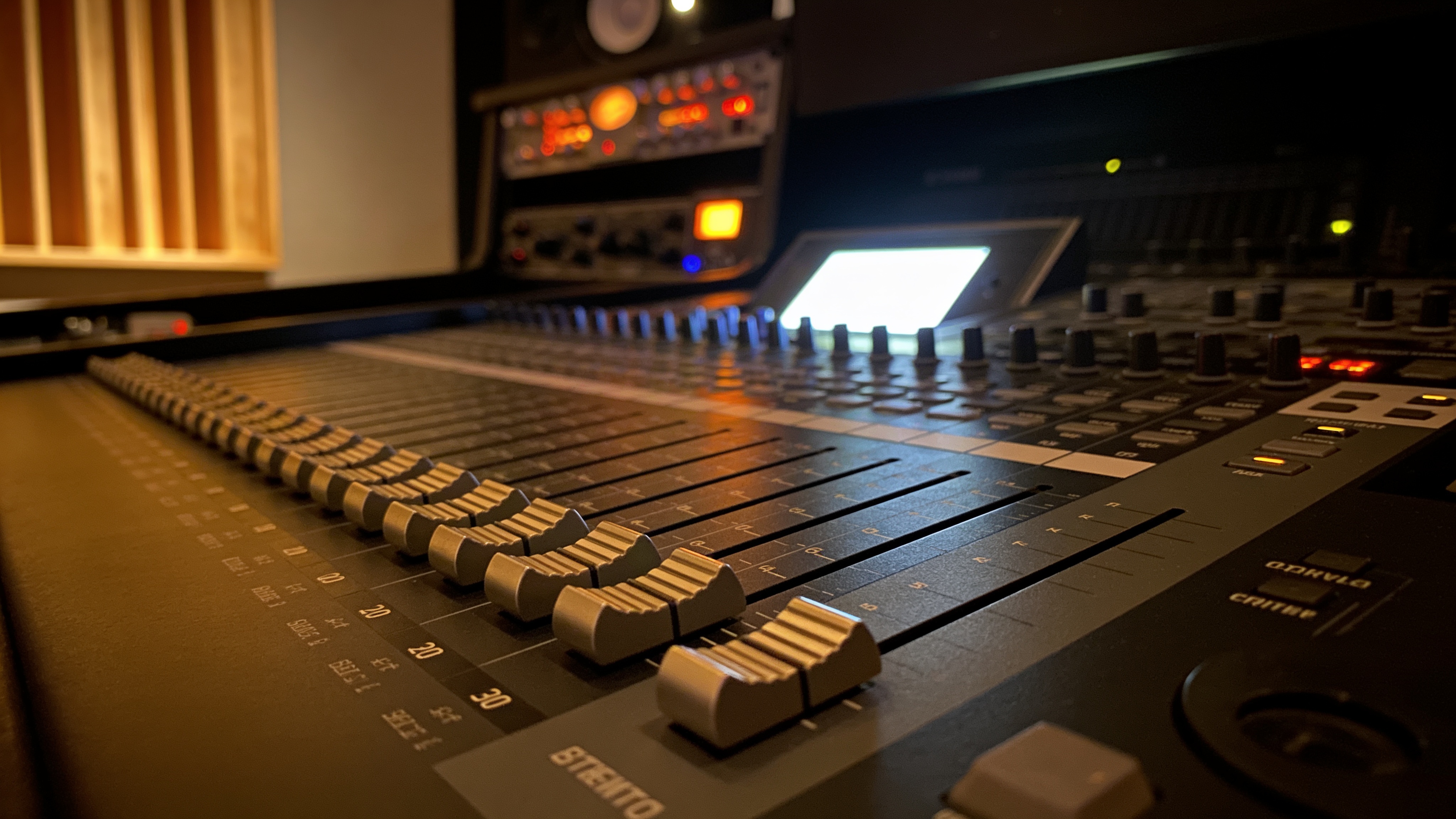 Console + Live Room #1